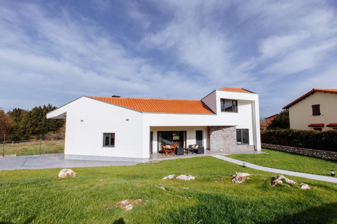 La Llosina Vivienda Vacacional Alquiler Integro Llanes Extérieur photo